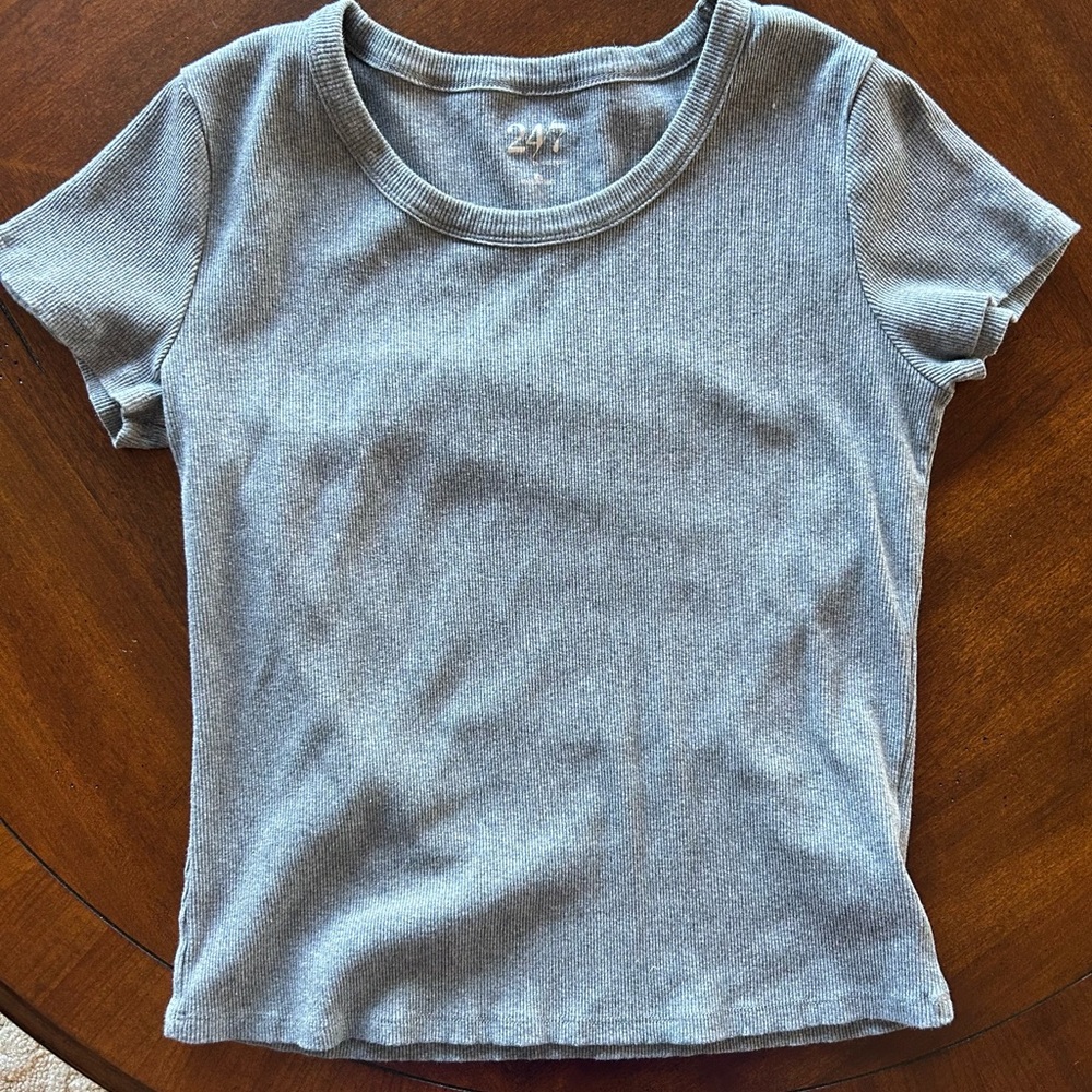 Maurices Medium Heather Gray 24/7 Jordan Scoop Neck Tee